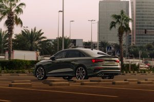 4 avantages de réserver une voiture à Abidjan en ligne